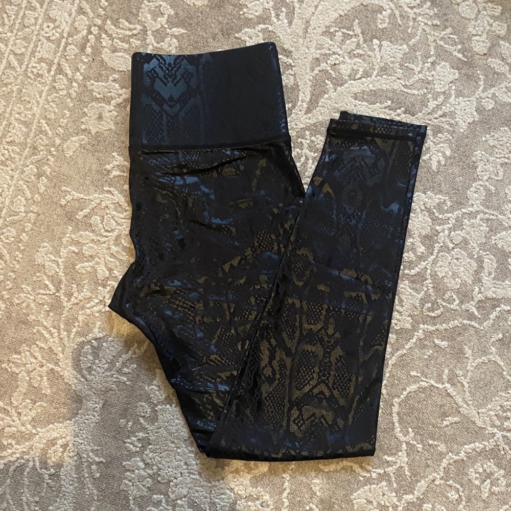 Black Patterned Leggings